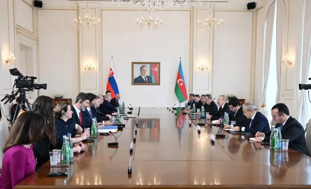 Prezident İlham Əliyevin Slovakiyanın Baş naziri ilə geniş tərkibdə görüşü keçirilib- FOTO